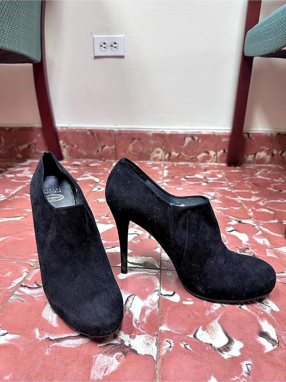 Stuart Weitzman Shortime Ankle Boots Black High Heel Shoes size 9